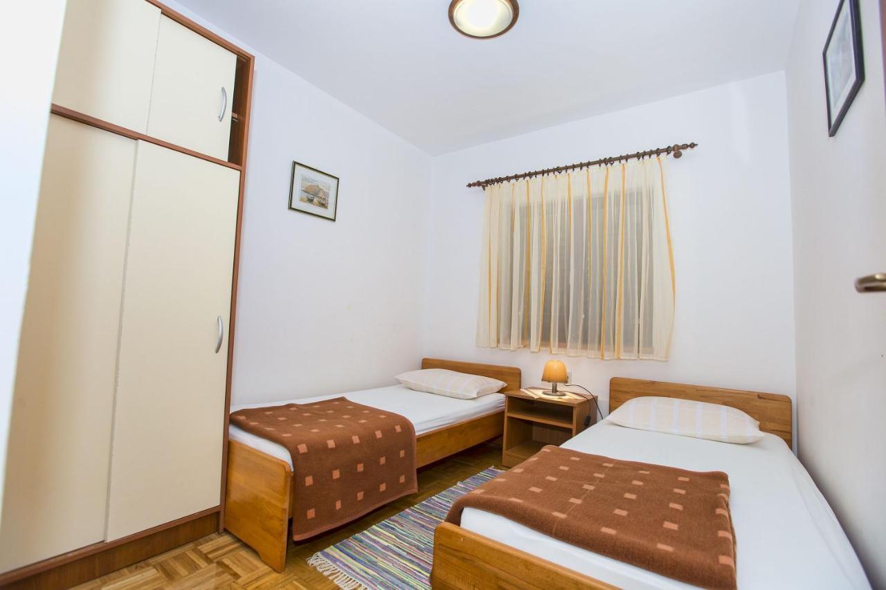 Apartmani Marijana Cesarica Εξωτερικό φωτογραφία