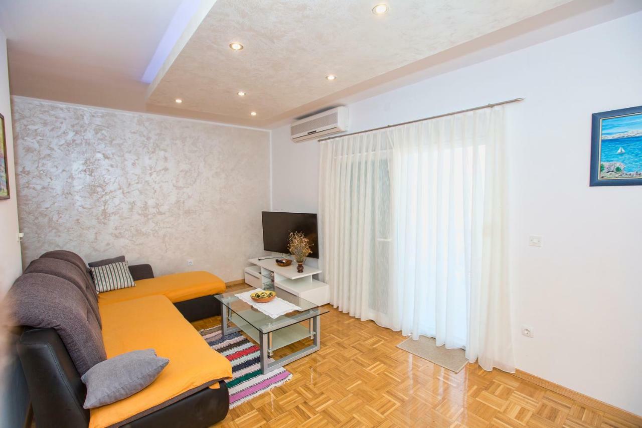 Apartmani Marijana Cesarica Εξωτερικό φωτογραφία